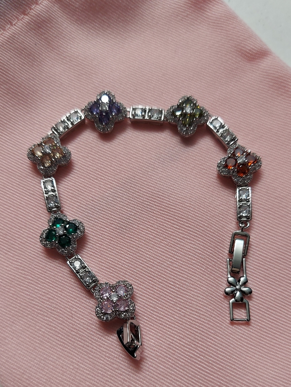 Fashion Jewelry Multicolor Crystal Flower-Link Bracelet in Silver Tone